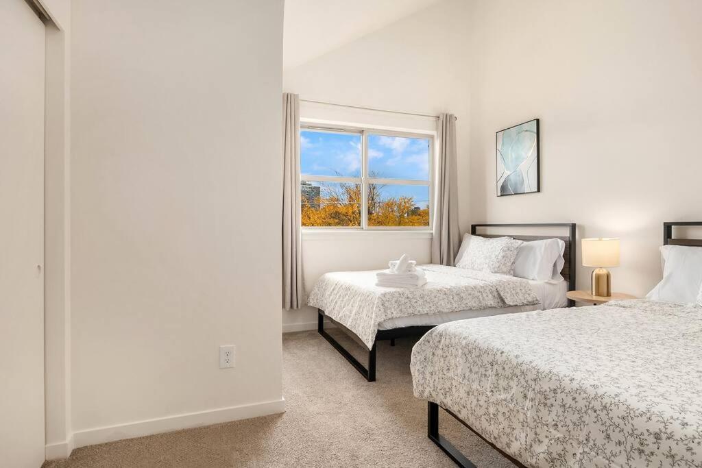 Stylish 3 Bedroom Capitol Hill With 96 Walk Score Holiday home Seattle