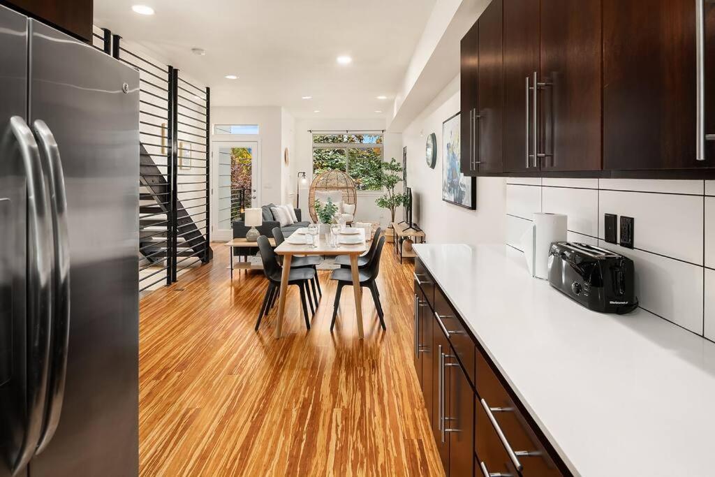 Stylish 3 Bedroom Capitol Hill With 96 Walk Score Seattle
